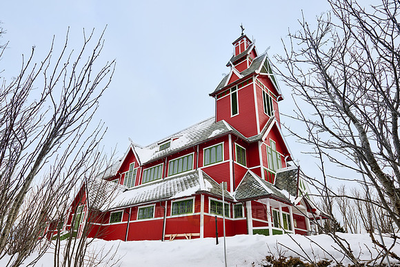 red Buksnes church