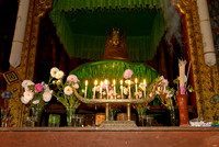 Nga Phe Kyaung Monastery of jumping cats