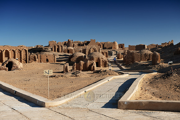 christian tombs of al-Bagawat