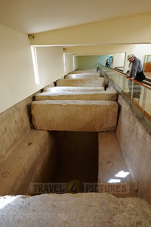 boat pit of Khufu ship