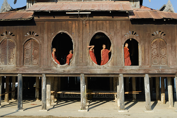 young monks at Shwe-Yaungwe Buddhist Monastery