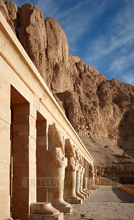 osiris statues