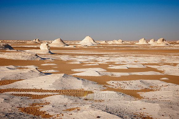 white desert near Oasis Farafra