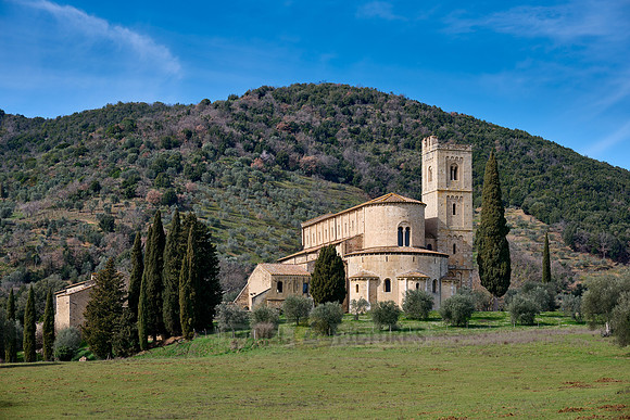 outside view of Abbazia di Santantimo abbey