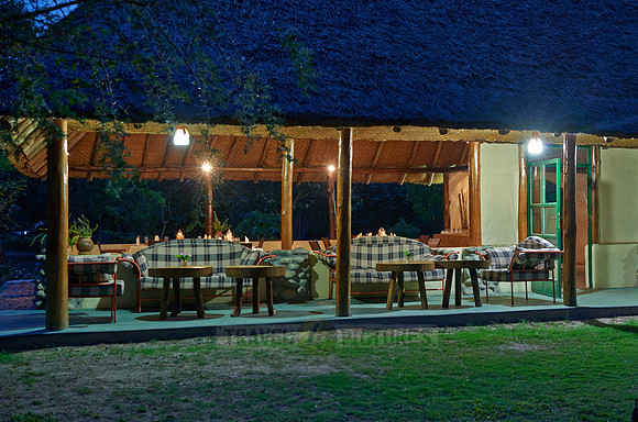 Ishasha Jungle Lodge