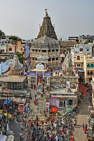 Jagdish Tempel from top of opposite building