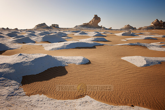 white desert near Oasis Farafra