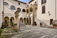 inner courtyard of Palazzo Orsini, Pitigliano