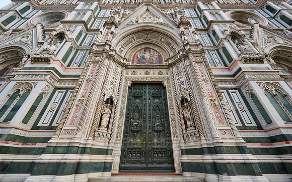 door of Cathedral of Santa Maria del Fiore