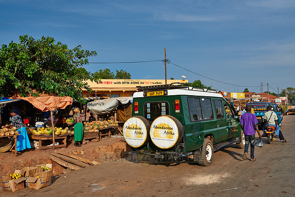 market stalls with pineapple and bananas