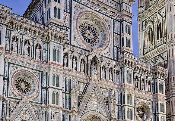 night shot of illuminated Cathedral of Santa Maria del Fiore