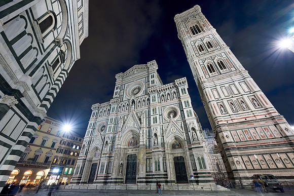 night shot of illuminated Cathedral of Santa Maria del Fiore
