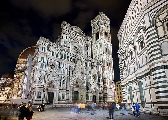night shot of illuminated Cathedral of Santa Maria del Fiore