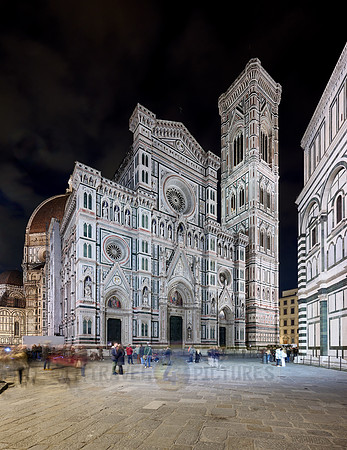night shot of illuminated Cathedral of Santa Maria del Fiore