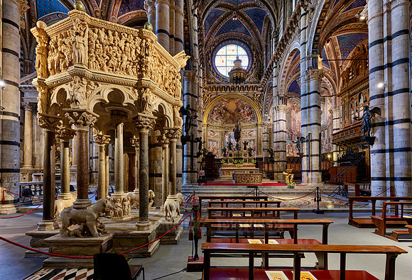 interior shot of Cathedral of Siena, Duomo di Siena