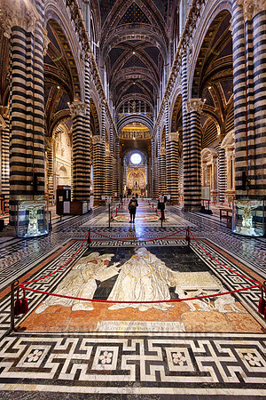 interior shot of Cathedral of Siena, Duomo di Siena