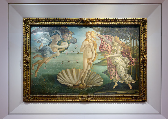 the birth of Venus by Alessandro Botticelli, Uffizi gallery