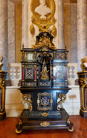 interior view of Palazzo Pitti