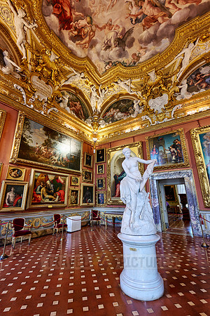 interior view of Palazzo Pitti
