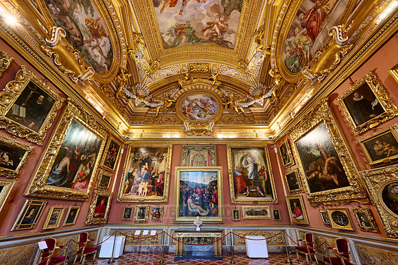 interior view of Palazzo Pitti