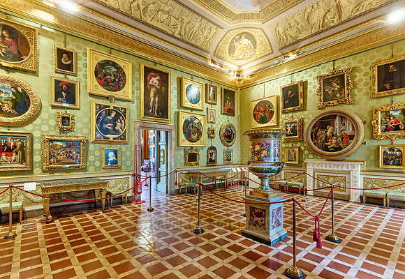 interior view of Palazzo Pitti