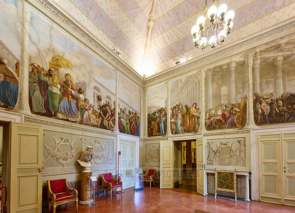 interior view of Palazzo Pitti
