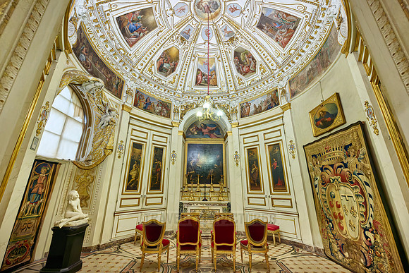 interior view of Palazzo Pitti