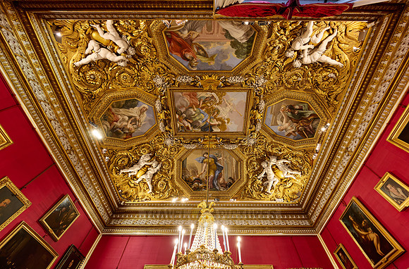 interior view of Palazzo Pitti