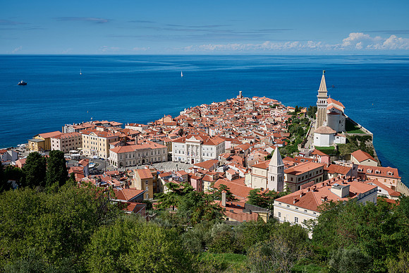 View from above onto Piran with the Mediterranean Sea behind