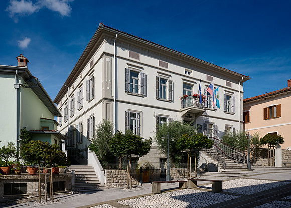 town hall of Kanal ob Soci