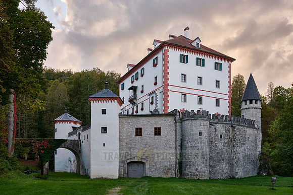 Sneznik castle, Grad Snežnik