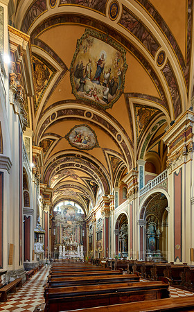 interior shot of church Chiesa di Sant'Ignazio, St Ignatius of Loyola