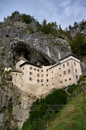 Predjama castle