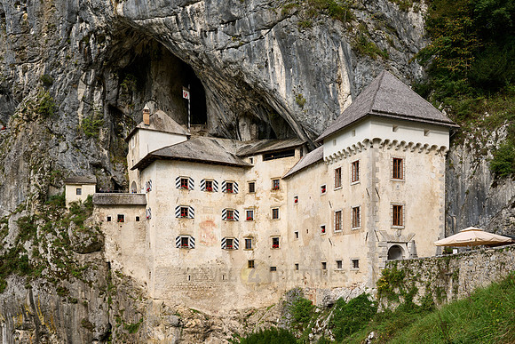 Predjama castle