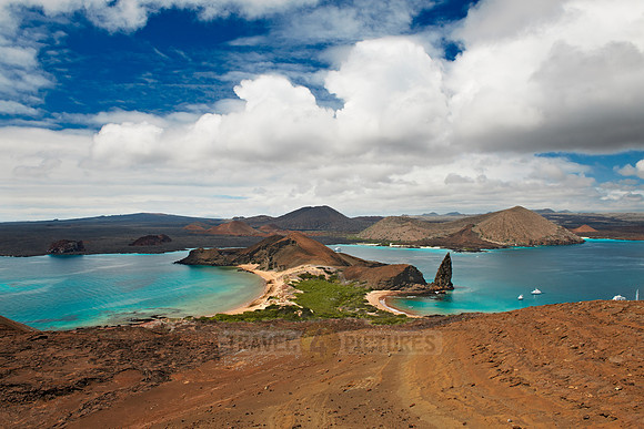 vulkanische Landschaft auf  Isla Bartolome |vulcanic landscape of Isla Bartolome|