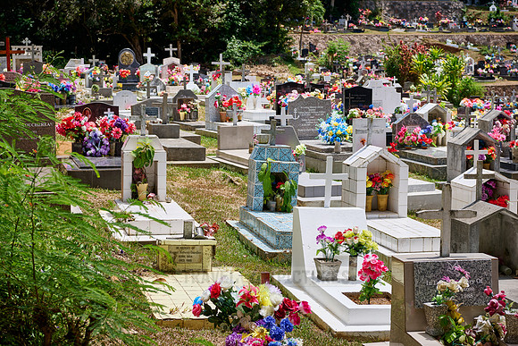 colorful cemetery of La Digue