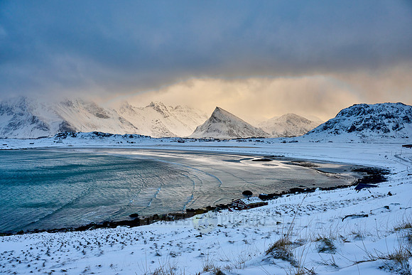 winter landscape with sea and mountains at Sandbotnen, Lofoten