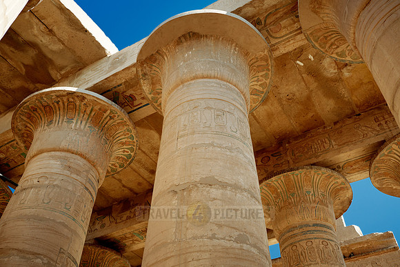 column hall