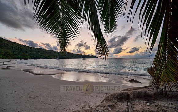 sunset at Anse Lazio