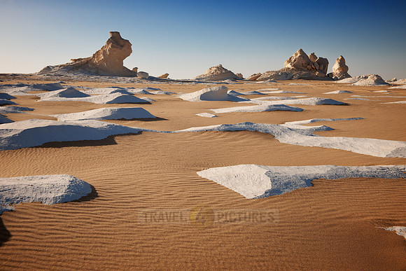 white desert near Oasis Farafra