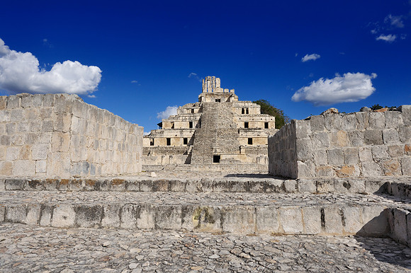 pyramids of Mayasite Edzna