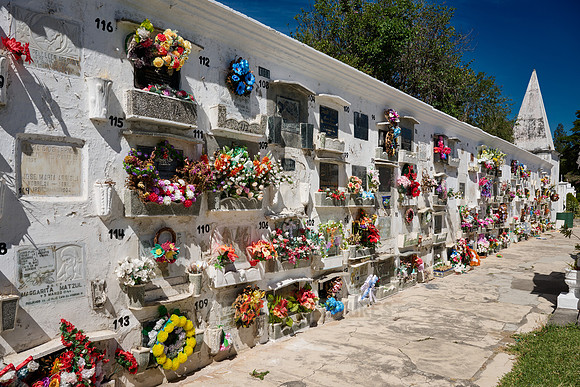 San Lázaro Cemetery, Antigua