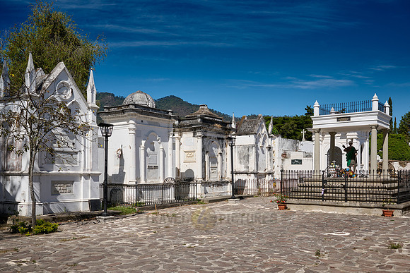 San Lázaro Cemetery, Antigua