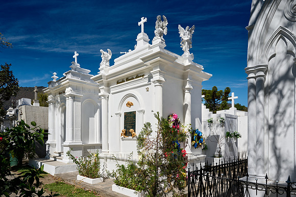 San Lázaro Cemetery, Antigua
