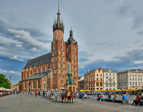 outside view of St. Mary's Basilica