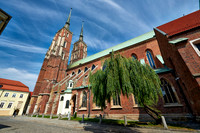 outside view of Wroclaw Cathedral