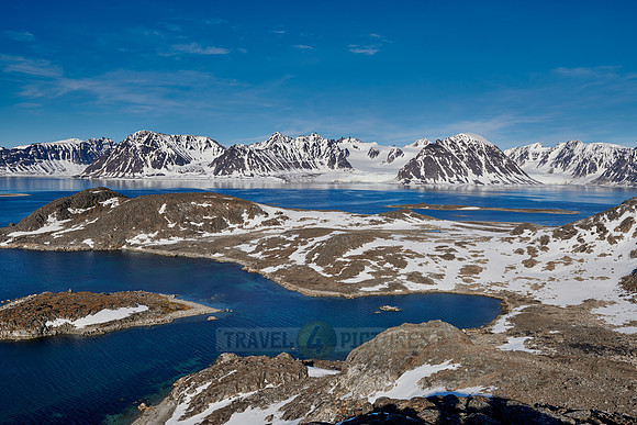 landscape seen from Virgohamna