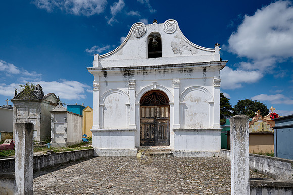 colorful cemetery of Chichicastenango