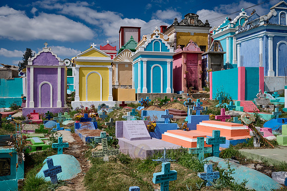 colorful cemetery of Chichicastenango