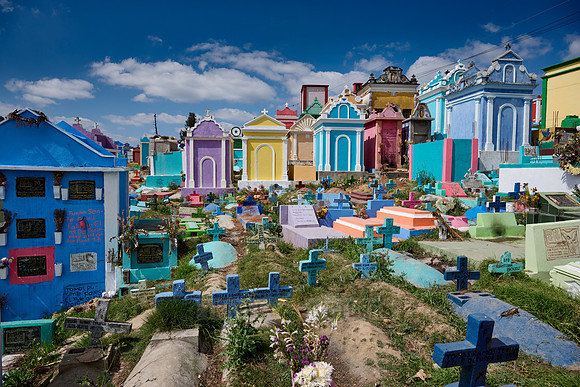 colorful cemetery of Chichicastenango